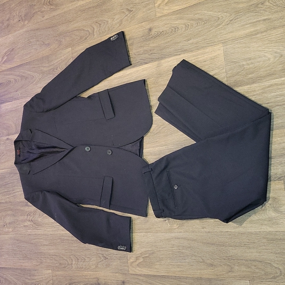 Hugo boss suit set